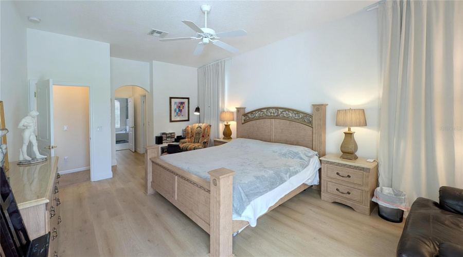 DAVENPORT, Florida 33897, 5 Bedrooms Bedrooms, ,3 BathroomsBathrooms,Residential,For Sale,PRESTWICK,0,MFRO6325213