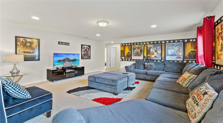 Loft upstairs