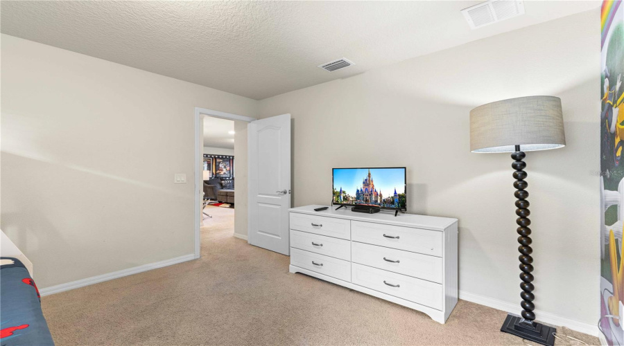 KISSIMMEE, Florida 34747, 6 Bedrooms Bedrooms, ,4 BathroomsBathrooms,Residential,For Sale,RHODES,0,MFRO6282290