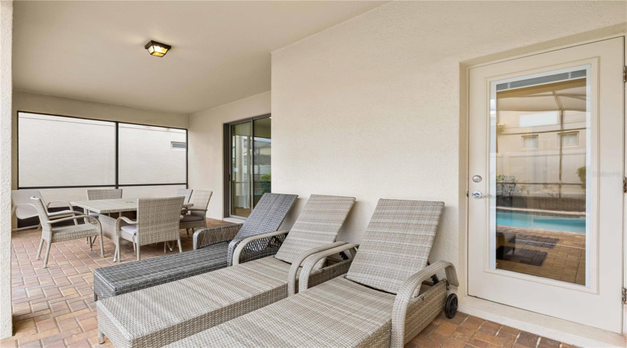 KISSIMMEE, Florida 34747, 6 Bedrooms Bedrooms, ,4 BathroomsBathrooms,Residential,For Sale,RHODES,0,MFRO6282290