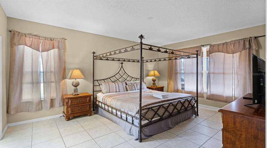 KISSIMMEE, Florida 34746, 6 Bedrooms Bedrooms, ,5 BathroomsBathrooms,Residential,For Sale,HIDEAWAY BEACH,0,MFRS5130447