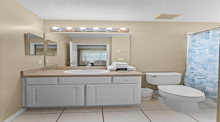 KISSIMMEE, Florida 34746, 6 Bedrooms Bedrooms, ,5 BathroomsBathrooms,Residential,For Sale,HIDEAWAY BEACH,0,MFRS5130447