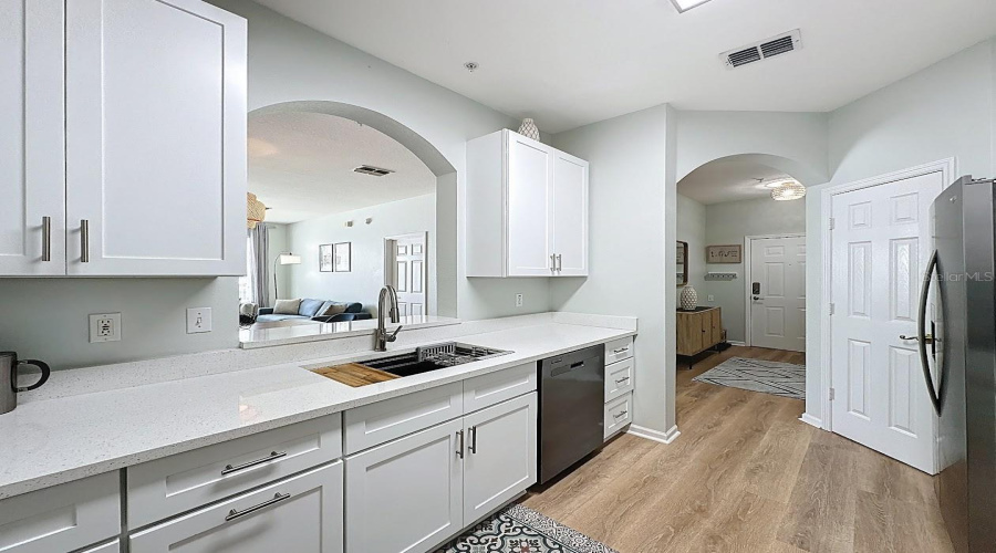 KISSIMMEE, Florida 34747, 3 Bedrooms Bedrooms, ,2 BathroomsBathrooms,Residential,For Sale,BUTTERFLY PALM,0,MFRTB8404634