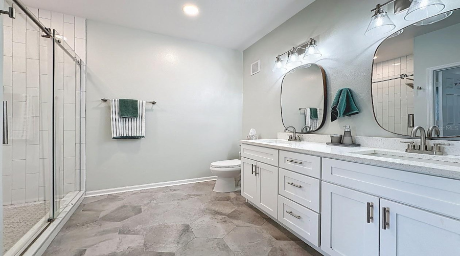KISSIMMEE, Florida 34747, 3 Bedrooms Bedrooms, ,2 BathroomsBathrooms,Residential,For Sale,BUTTERFLY PALM,0,MFRTB8404634