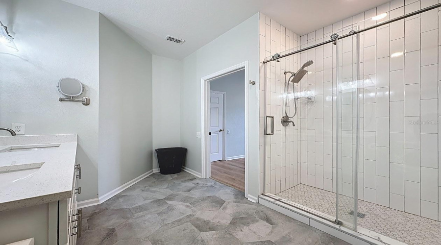 KISSIMMEE, Florida 34747, 3 Bedrooms Bedrooms, ,2 BathroomsBathrooms,Residential,For Sale,BUTTERFLY PALM,0,MFRTB8404634