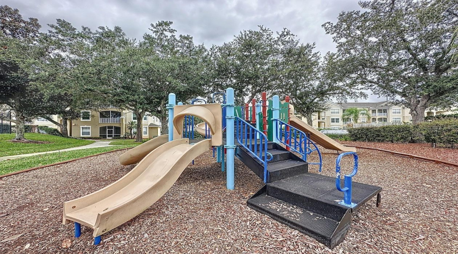 KISSIMMEE, Florida 34747, 3 Bedrooms Bedrooms, ,2 BathroomsBathrooms,Residential,For Sale,BUTTERFLY PALM,0,MFRTB8404634