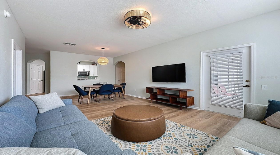 KISSIMMEE, Florida 34747, 3 Bedrooms Bedrooms, ,2 BathroomsBathrooms,Residential,For Sale,BUTTERFLY PALM,0,MFRTB8404634