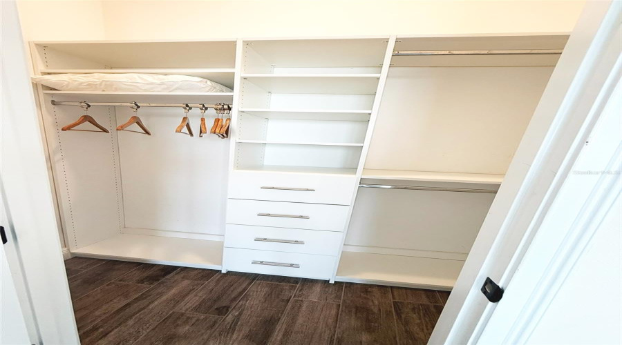 Closet - bedroom 3