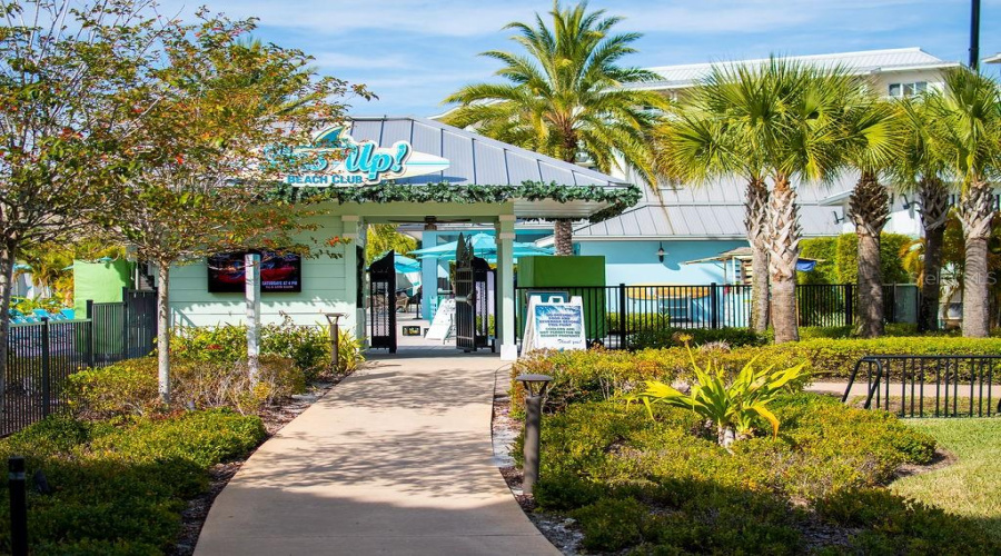 KISSIMMEE, Florida 34747, 3 Bedrooms Bedrooms, ,3 BathroomsBathrooms,Residential,For Sale,SURF,0,MFRO6325279