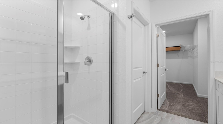 DAVENPORT, Florida 33837, 5 Bedrooms Bedrooms, ,2 BathroomsBathrooms,Residential,For Sale,JETT,0,MFRTB8405195