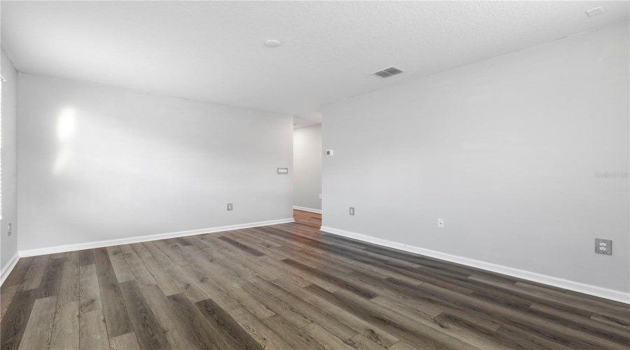 DAVENPORT, Florida 33837, 5 Bedrooms Bedrooms, ,2 BathroomsBathrooms,Residential,For Sale,JETT,0,MFRTB8405195