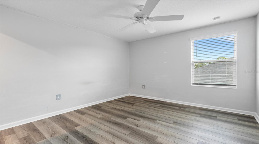 DAVENPORT, Florida 33837, 5 Bedrooms Bedrooms, ,2 BathroomsBathrooms,Residential,For Sale,JETT,0,MFRTB8405195