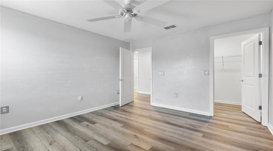DAVENPORT, Florida 33837, 5 Bedrooms Bedrooms, ,2 BathroomsBathrooms,Residential,For Sale,JETT,0,MFRTB8405195