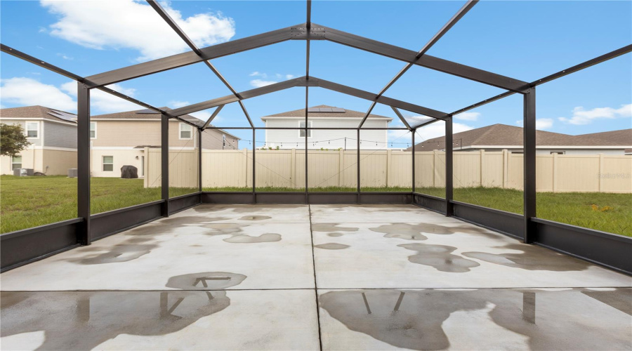 DAVENPORT, Florida 33837, 5 Bedrooms Bedrooms, ,2 BathroomsBathrooms,Residential,For Sale,JETT,0,MFRTB8405195