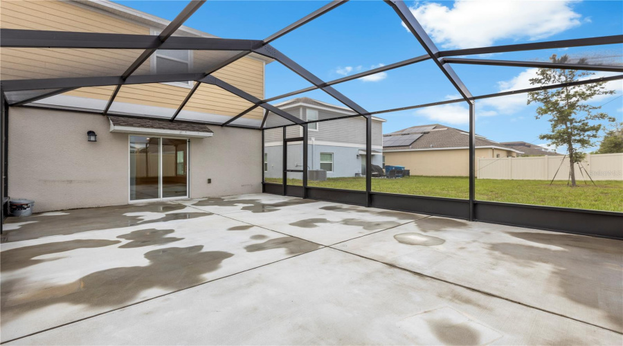 DAVENPORT, Florida 33837, 5 Bedrooms Bedrooms, ,2 BathroomsBathrooms,Residential,For Sale,JETT,0,MFRTB8405195