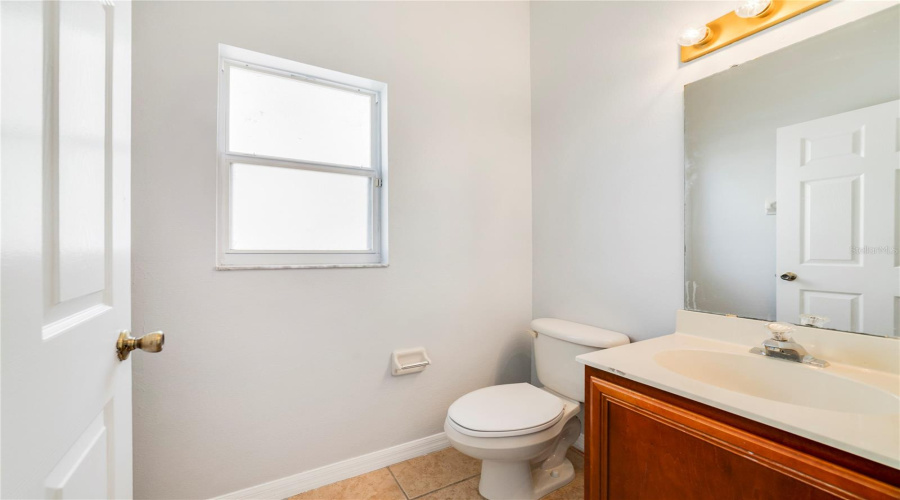 KISSIMMEE, Florida 34746, 5 Bedrooms Bedrooms, ,3 BathroomsBathrooms,Residential,For Sale,THE OAKS,0,MFRO6325623