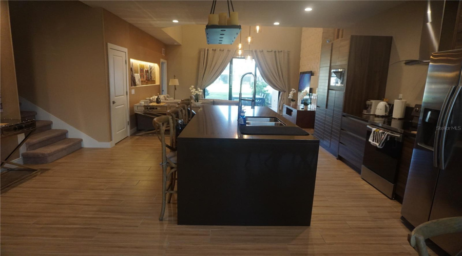 KISSIMMEE, Florida 34747, 4 Bedrooms Bedrooms, ,4 BathroomsBathrooms,Residential,For Sale,BLEECKER,0,MFRO6289946