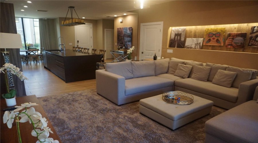 KISSIMMEE, Florida 34747, 4 Bedrooms Bedrooms, ,4 BathroomsBathrooms,Residential,For Sale,BLEECKER,0,MFRO6289946