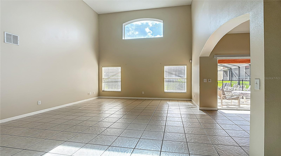 DAVENPORT, Florida 33897, 5 Bedrooms Bedrooms, ,3 BathroomsBathrooms,Residential,For Sale,CORDOVA,0,MFRO6325616