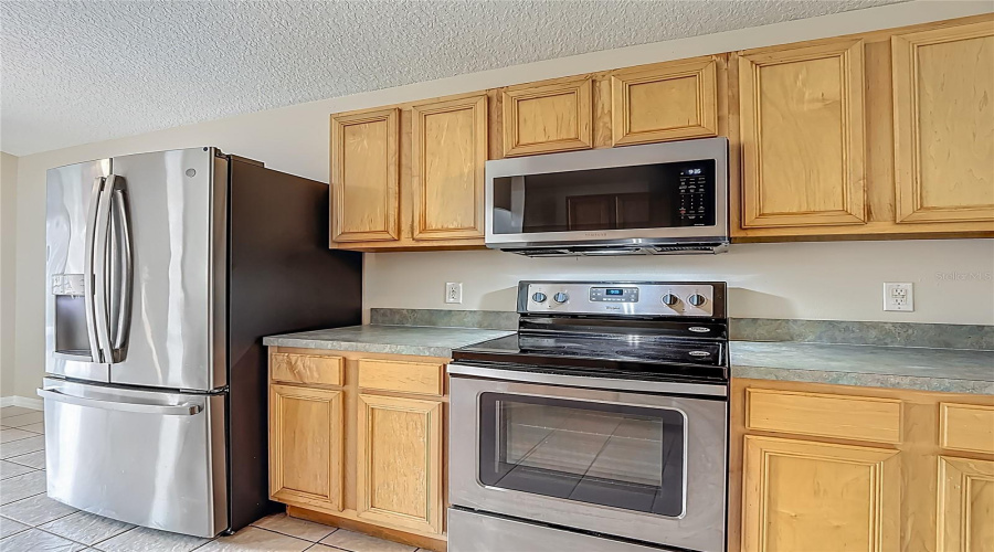 DAVENPORT, Florida 33897, 5 Bedrooms Bedrooms, ,3 BathroomsBathrooms,Residential,For Sale,CORDOVA,0,MFRO6325616