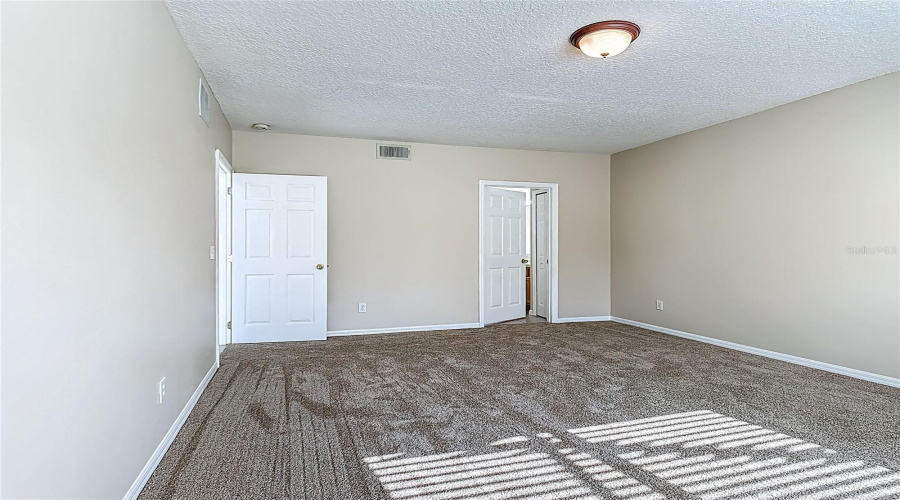 DAVENPORT, Florida 33897, 5 Bedrooms Bedrooms, ,3 BathroomsBathrooms,Residential,For Sale,CORDOVA,0,MFRO6325616
