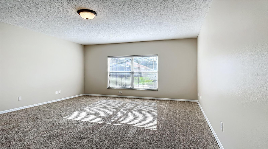 DAVENPORT, Florida 33897, 5 Bedrooms Bedrooms, ,3 BathroomsBathrooms,Residential,For Sale,CORDOVA,0,MFRO6325616