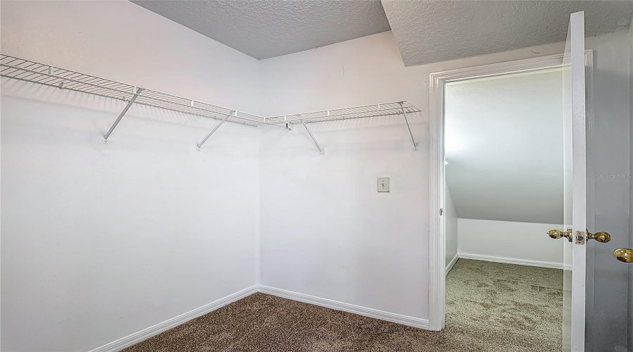 DAVENPORT, Florida 33897, 5 Bedrooms Bedrooms, ,3 BathroomsBathrooms,Residential,For Sale,CORDOVA,0,MFRO6325616