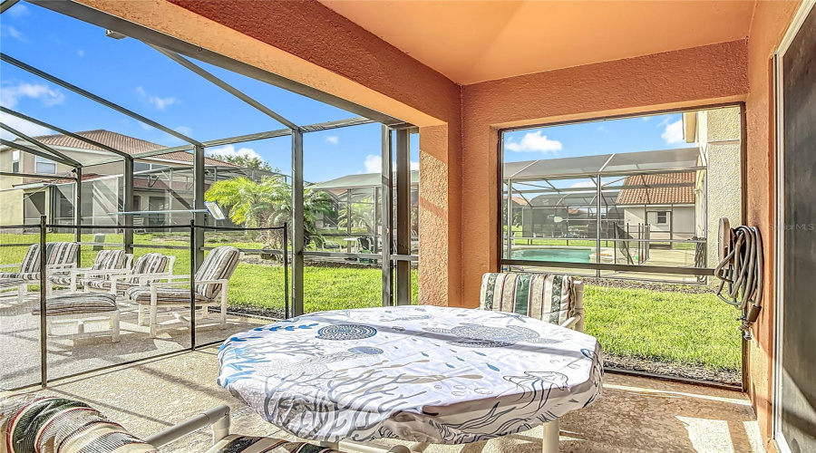 DAVENPORT, Florida 33897, 5 Bedrooms Bedrooms, ,3 BathroomsBathrooms,Residential,For Sale,CORDOVA,0,MFRO6325616