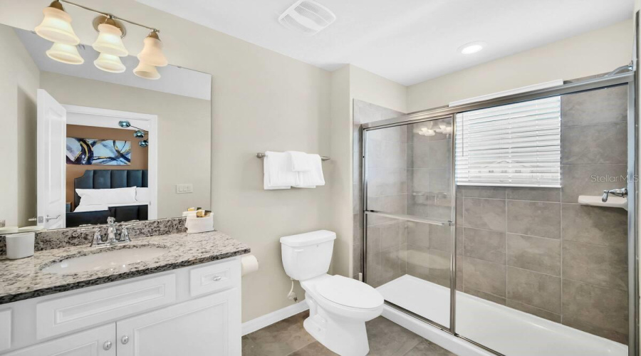 DAVENPORT, Florida 33897, 5 Bedrooms Bedrooms, ,5 BathroomsBathrooms,Residential,For Sale,LILAC,0,MFRO6325183