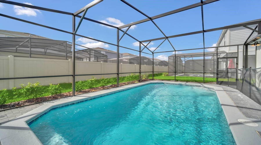 DAVENPORT, Florida 33897, 5 Bedrooms Bedrooms, ,5 BathroomsBathrooms,Residential,For Sale,LILAC,0,MFRO6325183