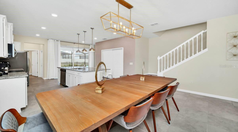 DAVENPORT, Florida 33897, 5 Bedrooms Bedrooms, ,5 BathroomsBathrooms,Residential,For Sale,LILAC,0,MFRO6325183