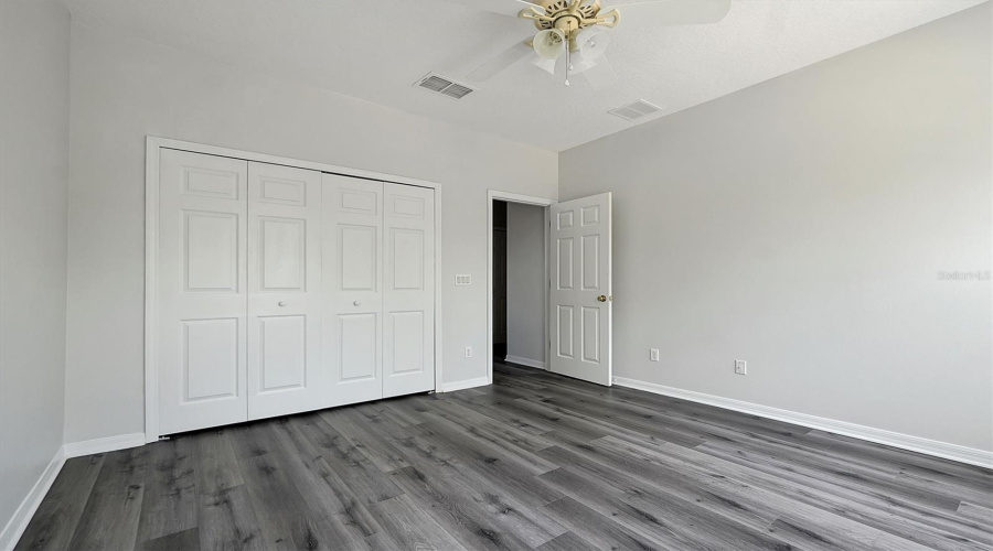 ORLANDO, Florida 32836, 5 Bedrooms Bedrooms, ,3 BathroomsBathrooms,Residential,For Sale,EDENSHIRE,0,MFRO6325731