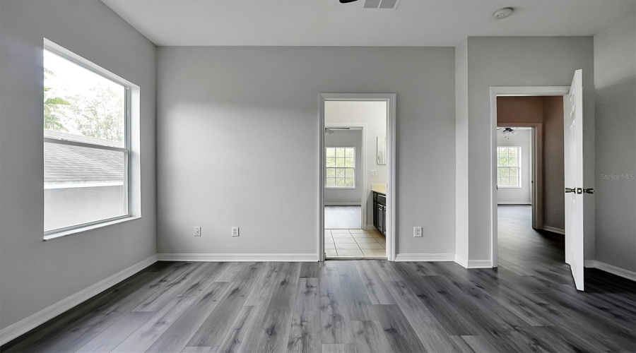 ORLANDO, Florida 32836, 5 Bedrooms Bedrooms, ,3 BathroomsBathrooms,Residential,For Sale,EDENSHIRE,0,MFRO6325731