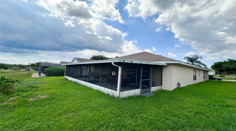 DAVENPORT, Florida 33897, 3 Bedrooms Bedrooms, ,2 BathroomsBathrooms,Residential,For Sale,RESTON,0,MFRO6323368
