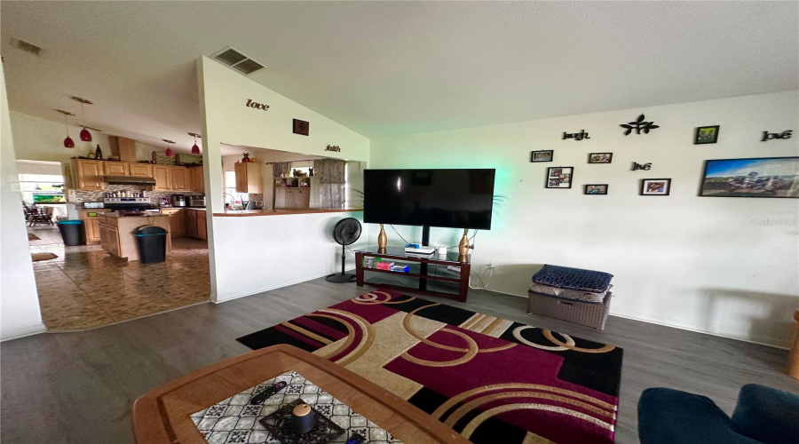 DAVENPORT, Florida 33897, 3 Bedrooms Bedrooms, ,2 BathroomsBathrooms,Residential,For Sale,RESTON,0,MFRO6323368