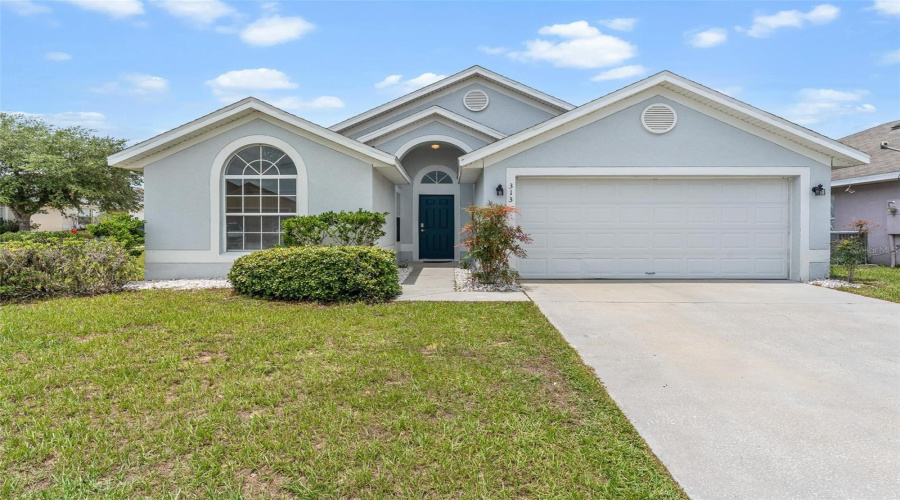 DAVENPORT, Florida 33897, 4 Bedrooms Bedrooms, ,2 BathroomsBathrooms,Residential,For Sale,CHESHIRE,0,MFRO6325170