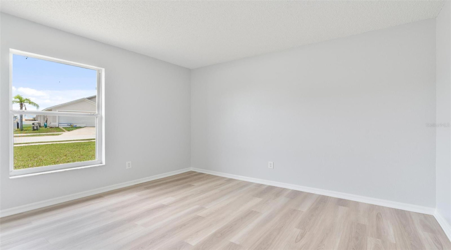 DAVENPORT, Florida 33897, 4 Bedrooms Bedrooms, ,2 BathroomsBathrooms,Residential,For Sale,CHESHIRE,0,MFRO6325170