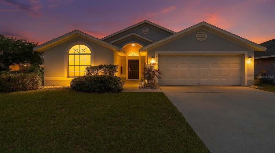 DAVENPORT, Florida 33897, 4 Bedrooms Bedrooms, ,2 BathroomsBathrooms,Residential,For Sale,CHESHIRE,0,MFRO6325170