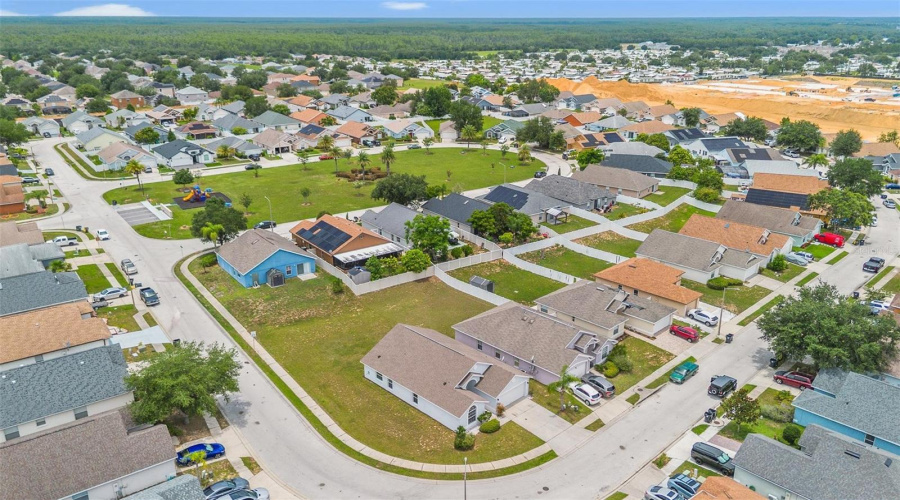 DAVENPORT, Florida 33897, 4 Bedrooms Bedrooms, ,2 BathroomsBathrooms,Residential,For Sale,CHESHIRE,0,MFRO6325170