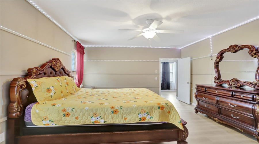 DAVENPORT, Florida 33896, 3 Bedrooms Bedrooms, ,2 BathroomsBathrooms,Residential,For Sale,TAMARIND,0,MFRO6324324