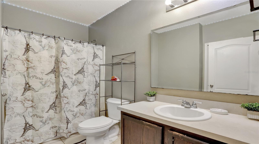 DAVENPORT, Florida 33896, 3 Bedrooms Bedrooms, ,2 BathroomsBathrooms,Residential,For Sale,TAMARIND,0,MFRO6324324