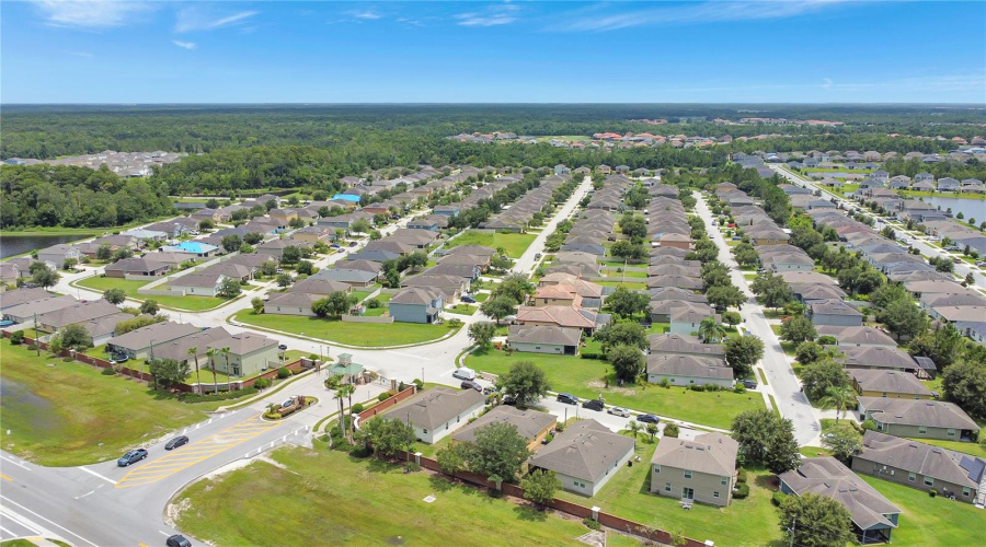 DAVENPORT, Florida 33896, 3 Bedrooms Bedrooms, ,2 BathroomsBathrooms,Residential,For Sale,TAMARIND,0,MFRO6324324