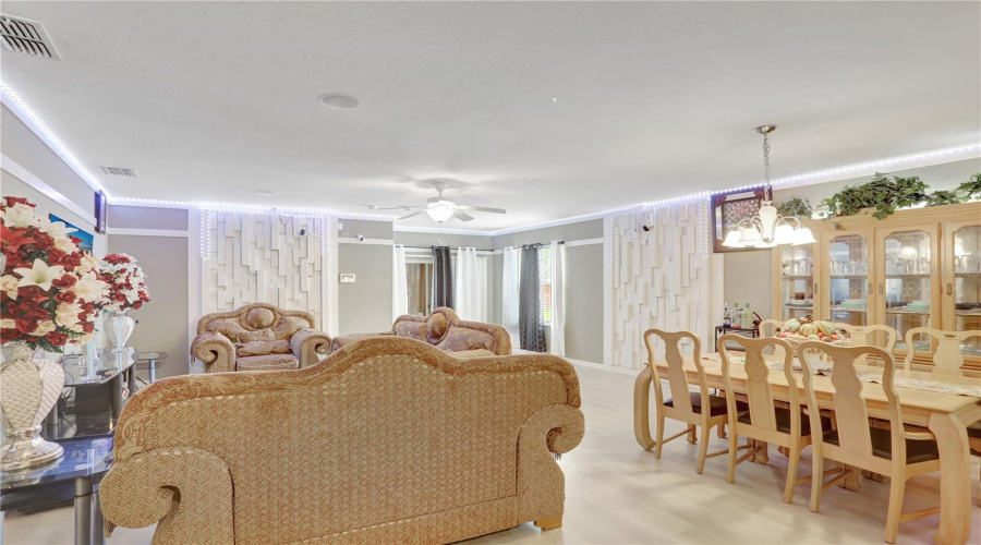 DAVENPORT, Florida 33896, 3 Bedrooms Bedrooms, ,2 BathroomsBathrooms,Residential,For Sale,TAMARIND,0,MFRO6324324