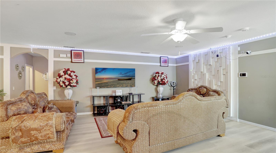 DAVENPORT, Florida 33896, 3 Bedrooms Bedrooms, ,2 BathroomsBathrooms,Residential,For Sale,TAMARIND,0,MFRO6324324