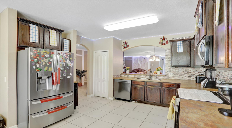 DAVENPORT, Florida 33896, 3 Bedrooms Bedrooms, ,2 BathroomsBathrooms,Residential,For Sale,TAMARIND,0,MFRO6324324