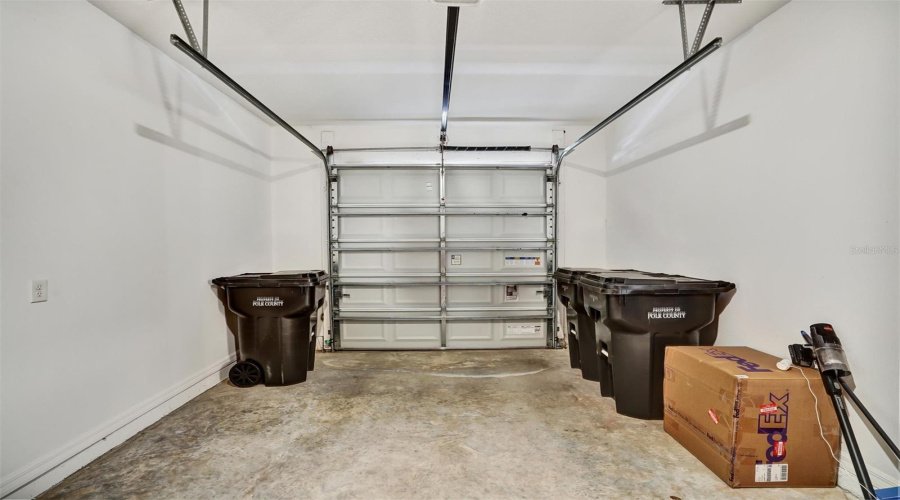 Single car garage