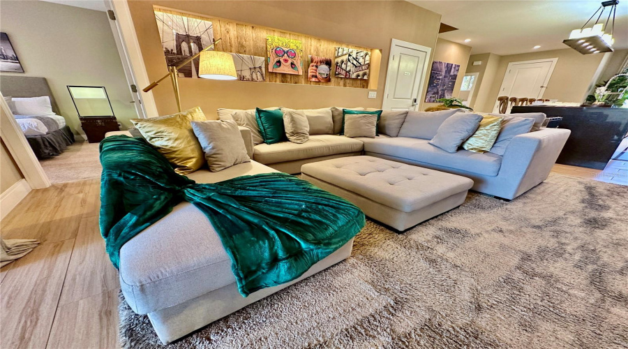KISSIMMEE, Florida 34747, 4 Bedrooms Bedrooms, ,4 BathroomsBathrooms,Residential,For Sale,BROOKLYN,0,MFRO6324962