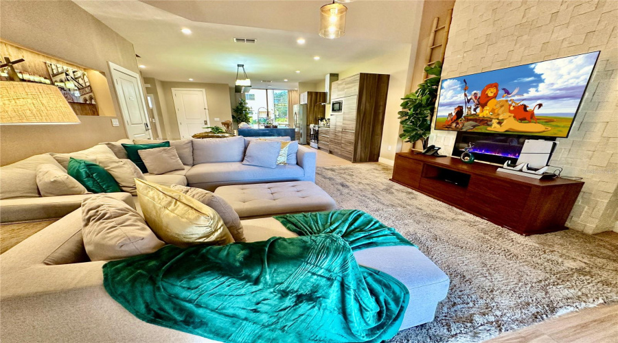KISSIMMEE, Florida 34747, 4 Bedrooms Bedrooms, ,4 BathroomsBathrooms,Residential,For Sale,BROOKLYN,0,MFRO6324962