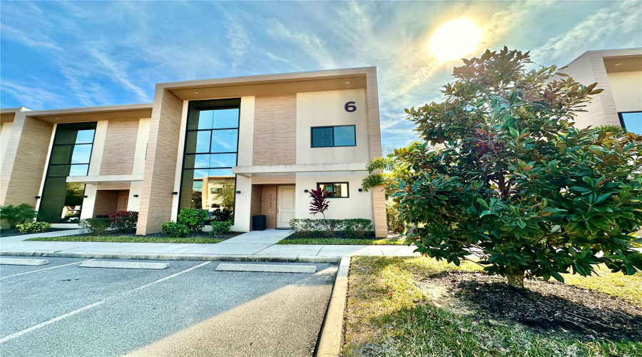 KISSIMMEE, Florida 34747, 4 Bedrooms Bedrooms, ,4 BathroomsBathrooms,Residential,For Sale,BROOKLYN,0,MFRO6324962