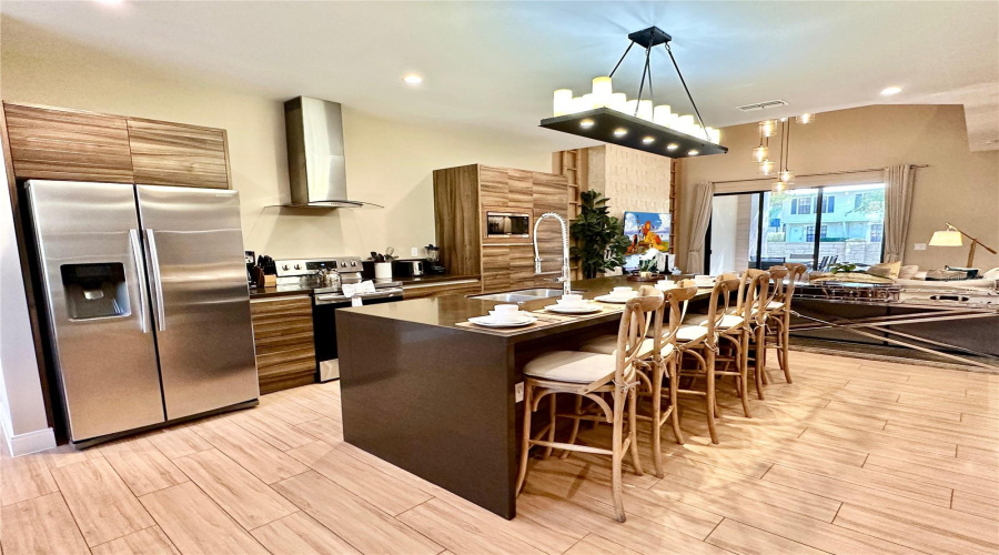 KISSIMMEE, Florida 34747, 4 Bedrooms Bedrooms, ,4 BathroomsBathrooms,Residential,For Sale,BROOKLYN,0,MFRO6324962